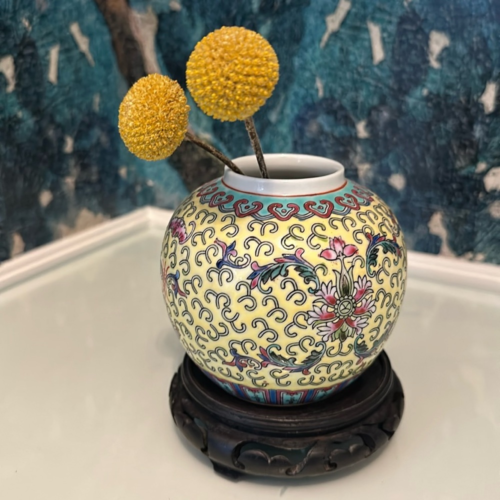 Vintage Porcelain small vase with wood stand